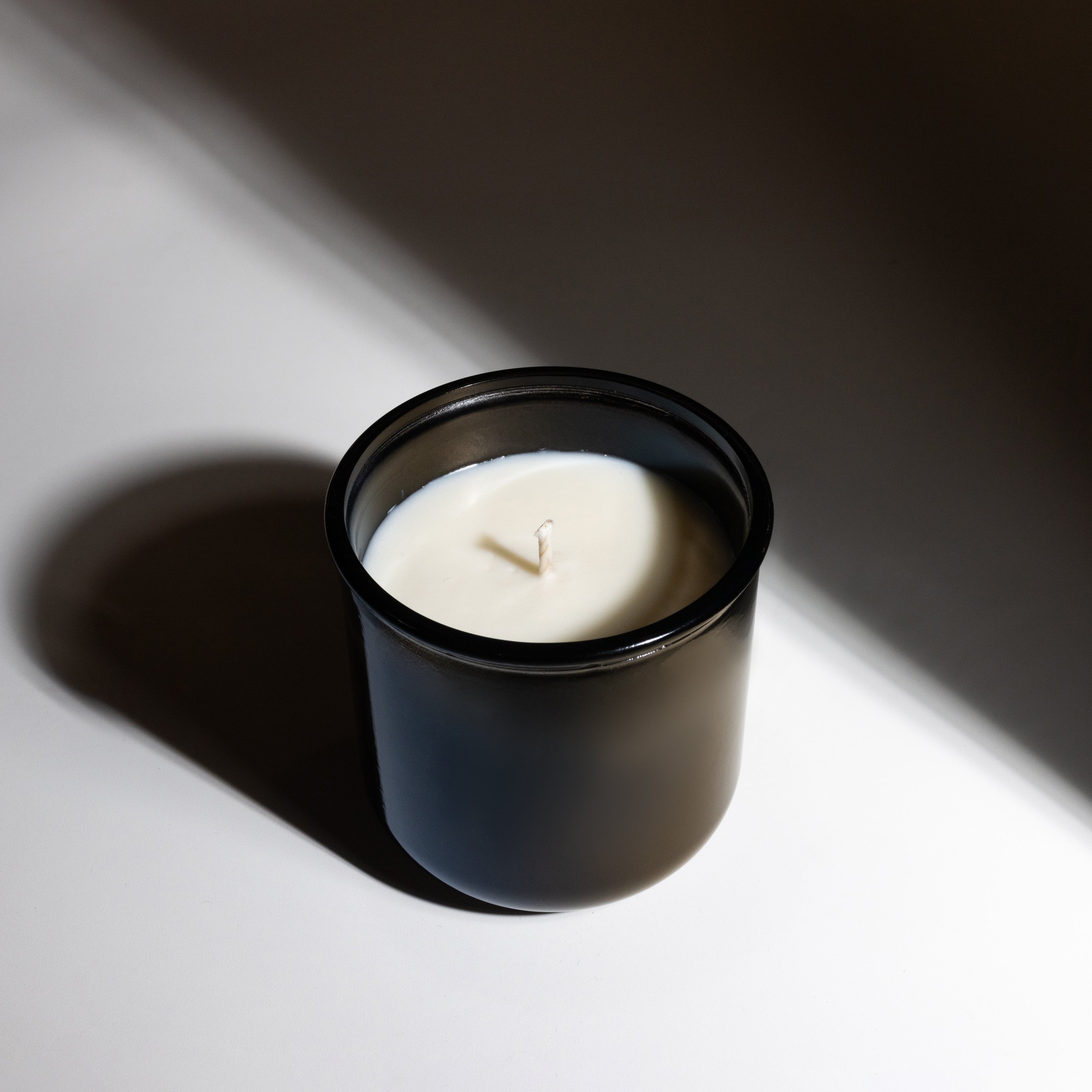 SWEET TOBACCO CANDLE